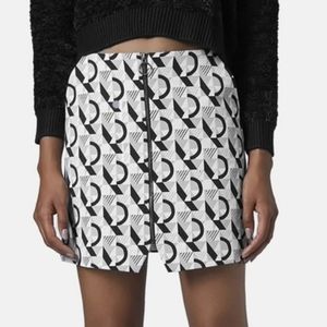 Topshop Geometric Zipper Mini Skirt Size 6
